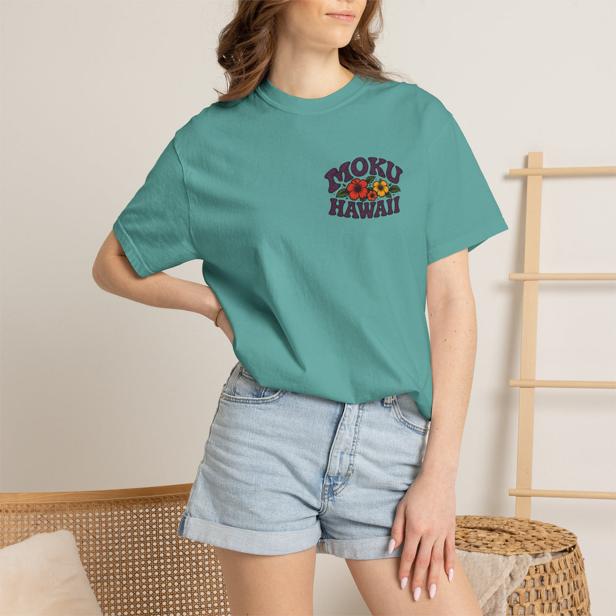 MOKU Hawaii Vintage "Peace Out" T-Shirt