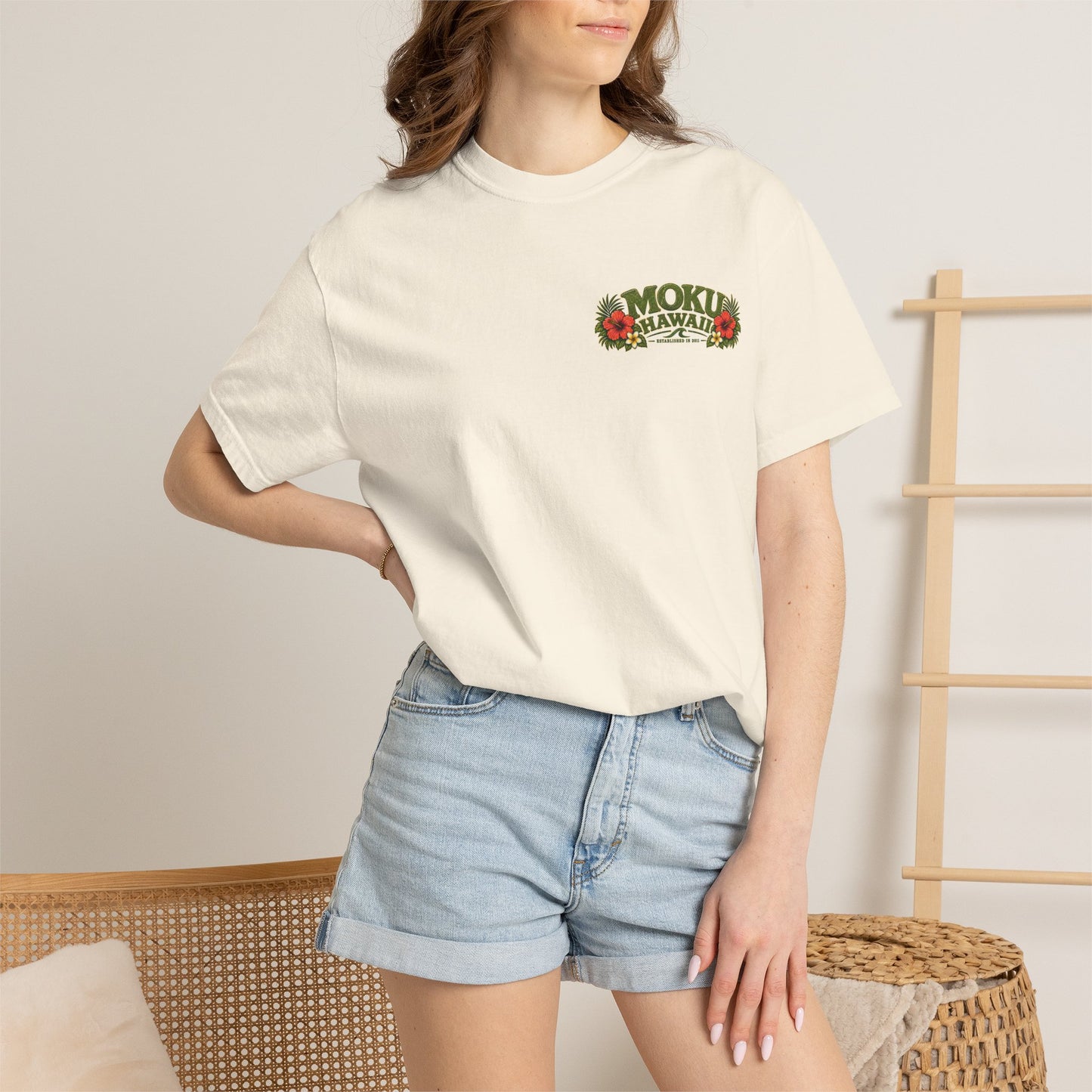 Vintage MOKU Hawaii Surf Girl T-Shirt
