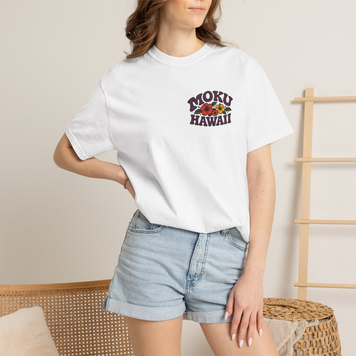 MOKU Hawaii Vintage "Peace Out" T-Shirt